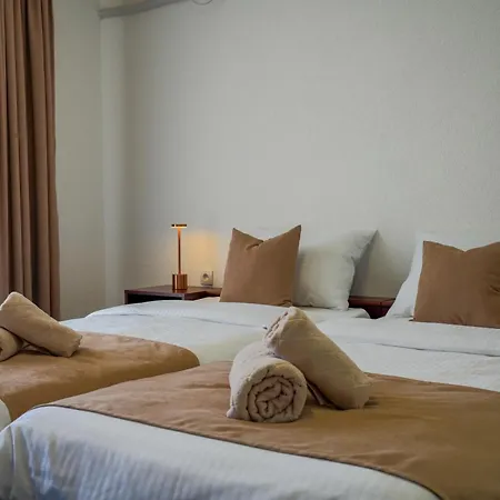 Guest house Attache